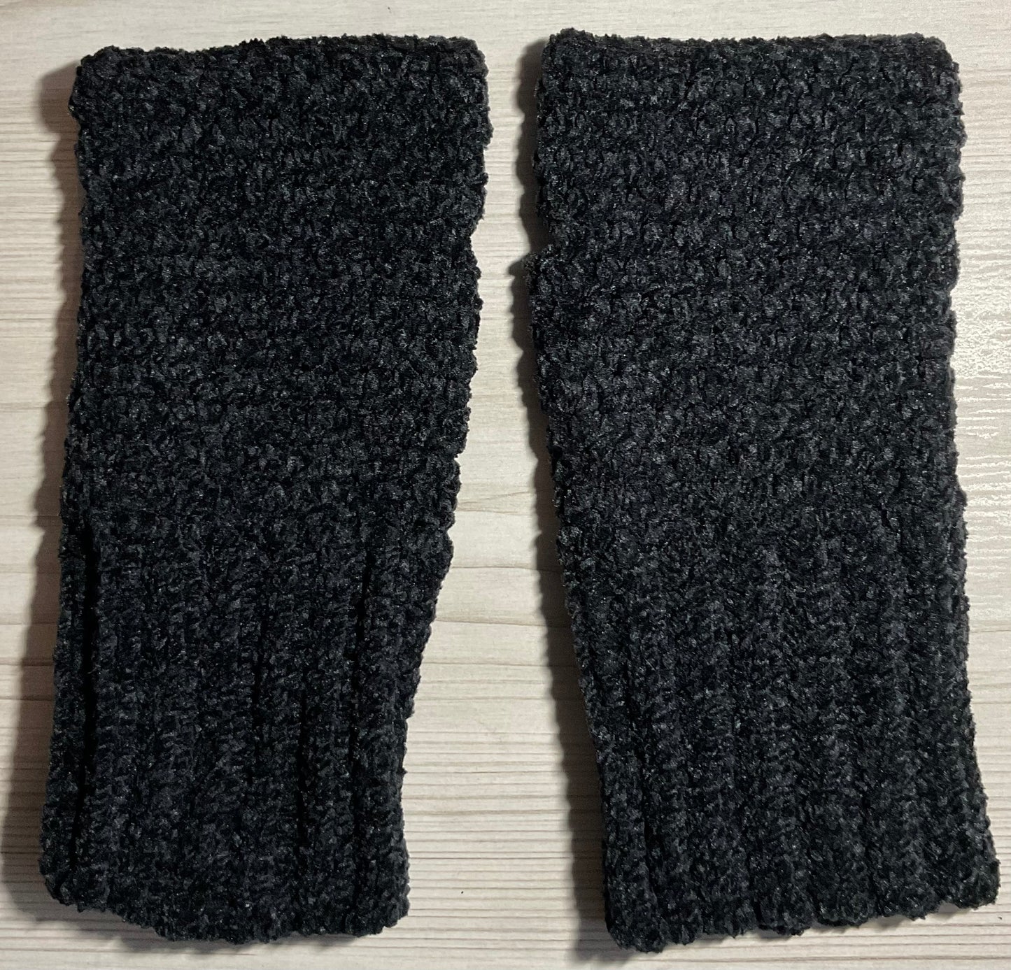 Fingerless gloves