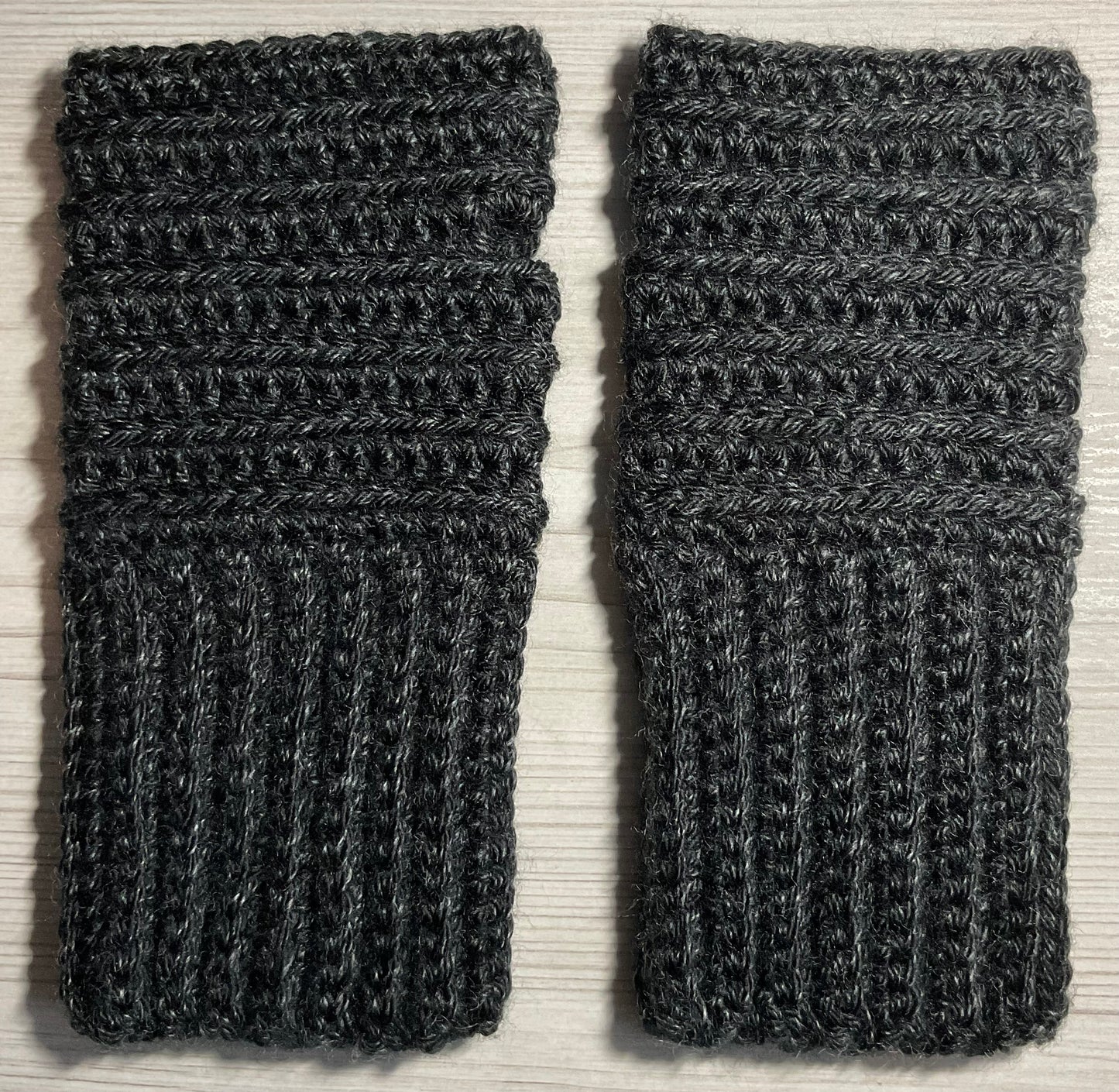Fingerless gloves