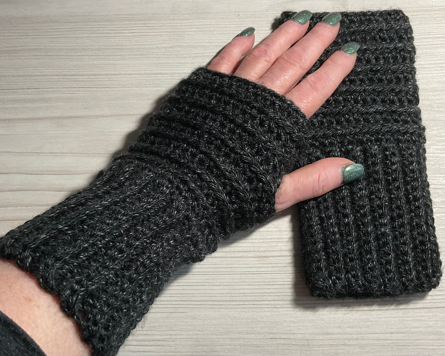Fingerless gloves
