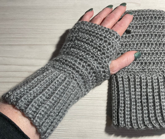 Fingerless gloves